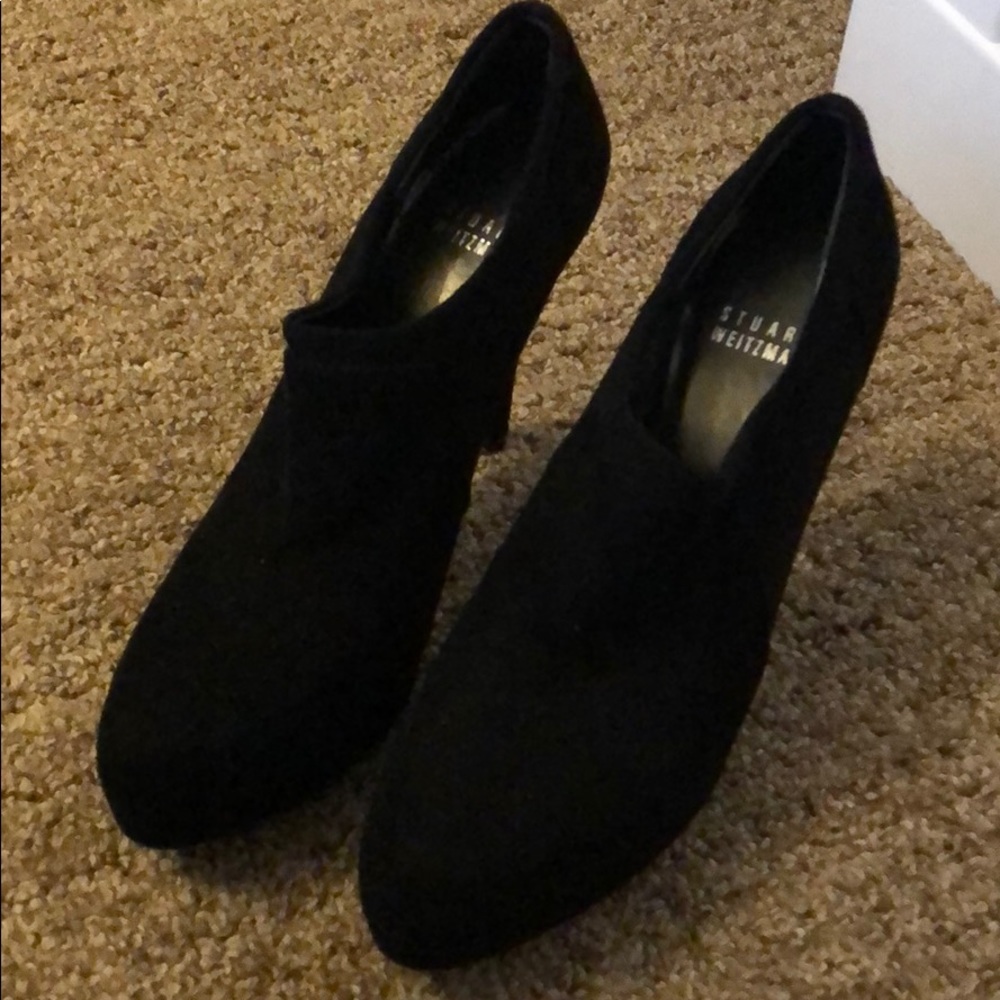 Stuart Weitzman ankle bootie